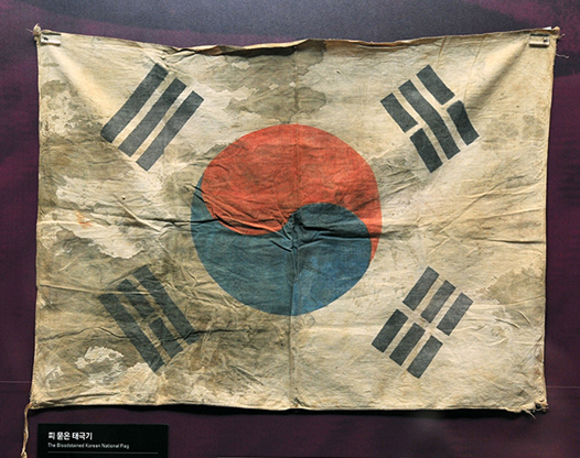 S205 戦前 韓国 古写真 希少【 ガラス写真／朝鮮・仁川・日本公使館 】ガラス絵 風景 資料　サイズ（約）8 cm × 8 cm 絵葉書に写された朝鮮・京城（韓国）1⁄2戦前絵葉書コレクション